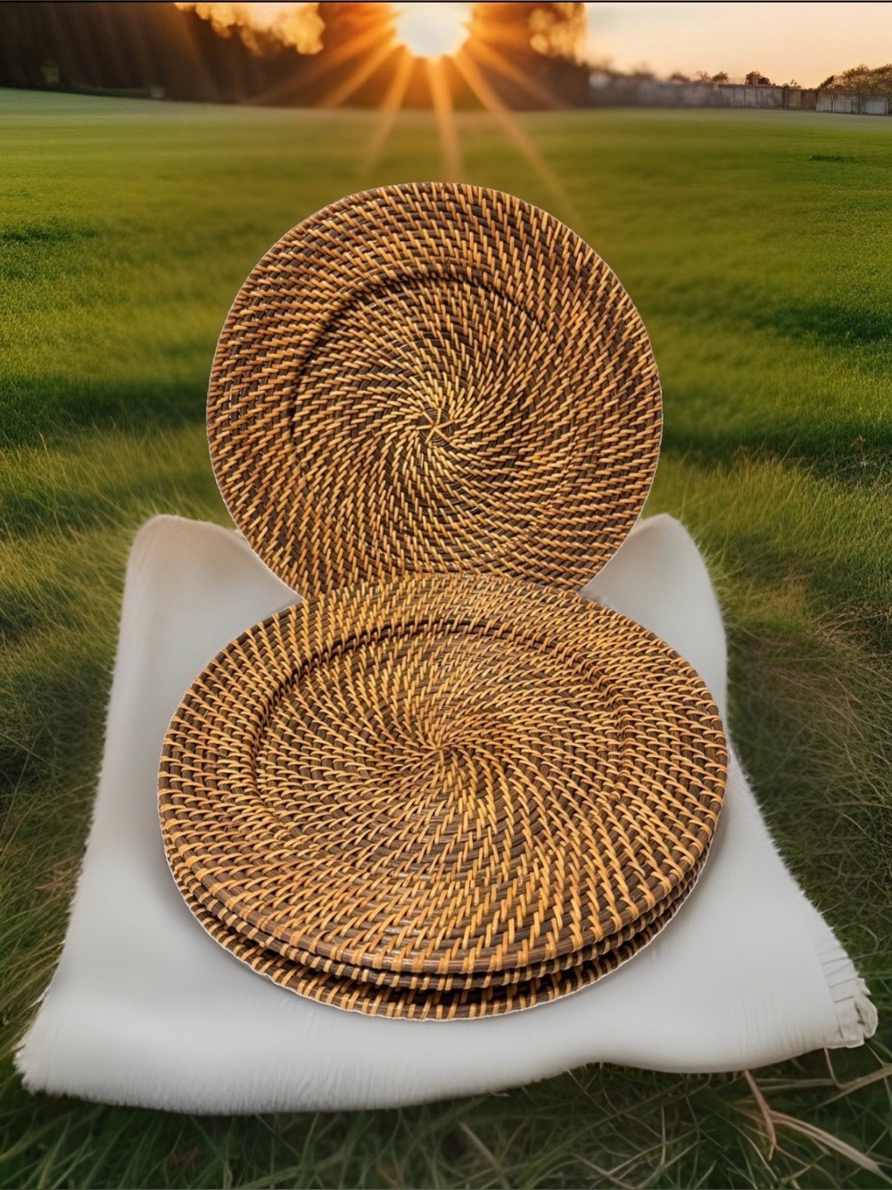 Set of 4 Round Woven Rattan Charger Plates 13" Brown Boho Table Mats MCM - Picture 1 of 15